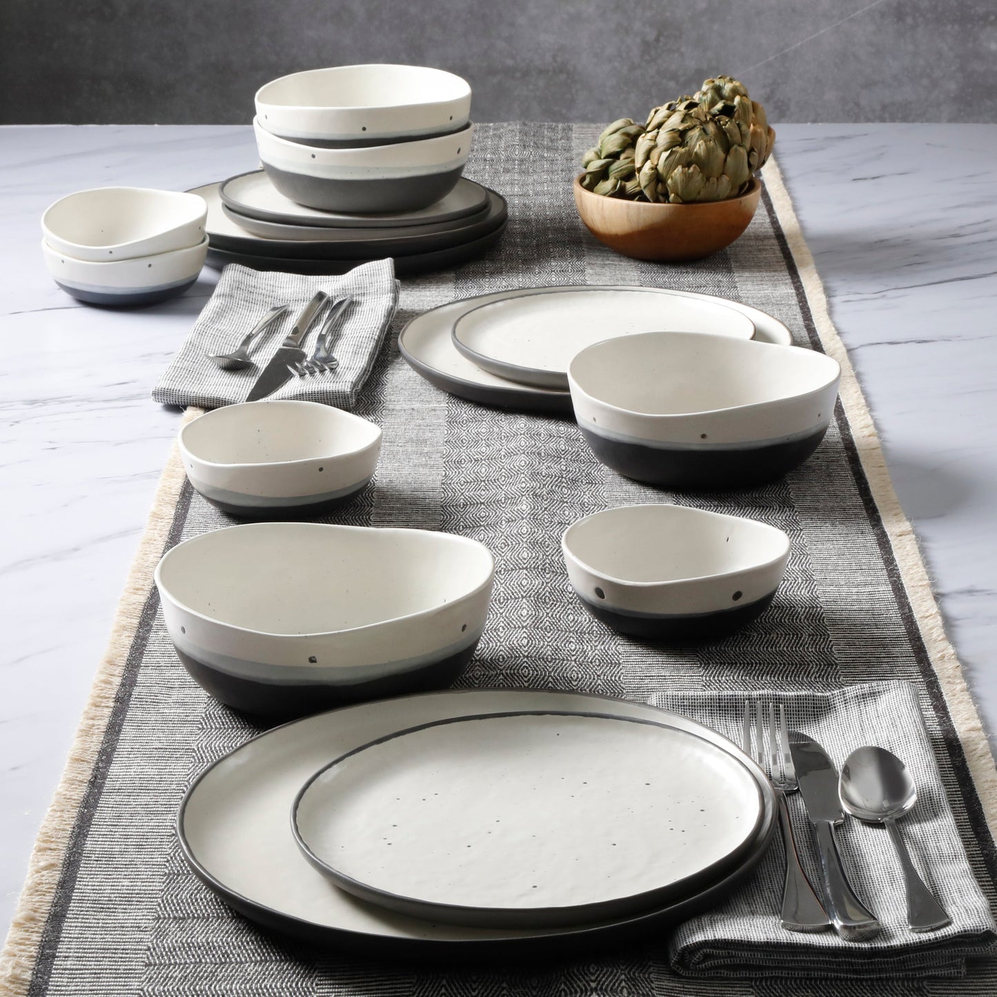 Gibson Elite Rhinebeck 16-Piece Double Bowl Reactive Stoneware Dinnerware Set