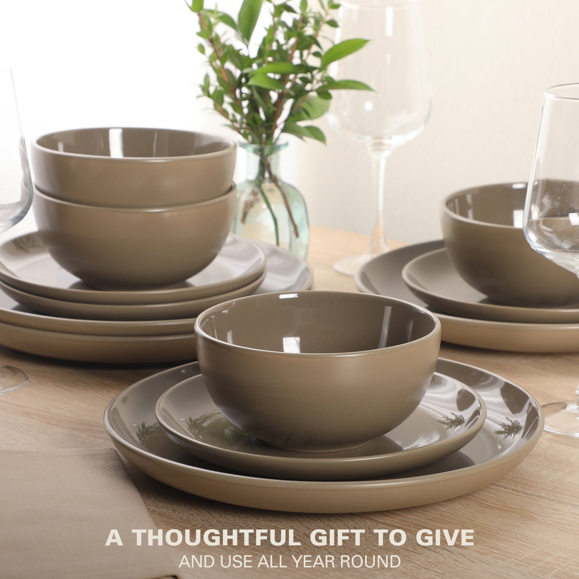 Gibson Home Rockaway 12 Piece Plates and Bowls Matte Outside/Shiny Inside Glaze Service for 4 Dinnerware Set - Brown - Dishwasher and Microwave Safe