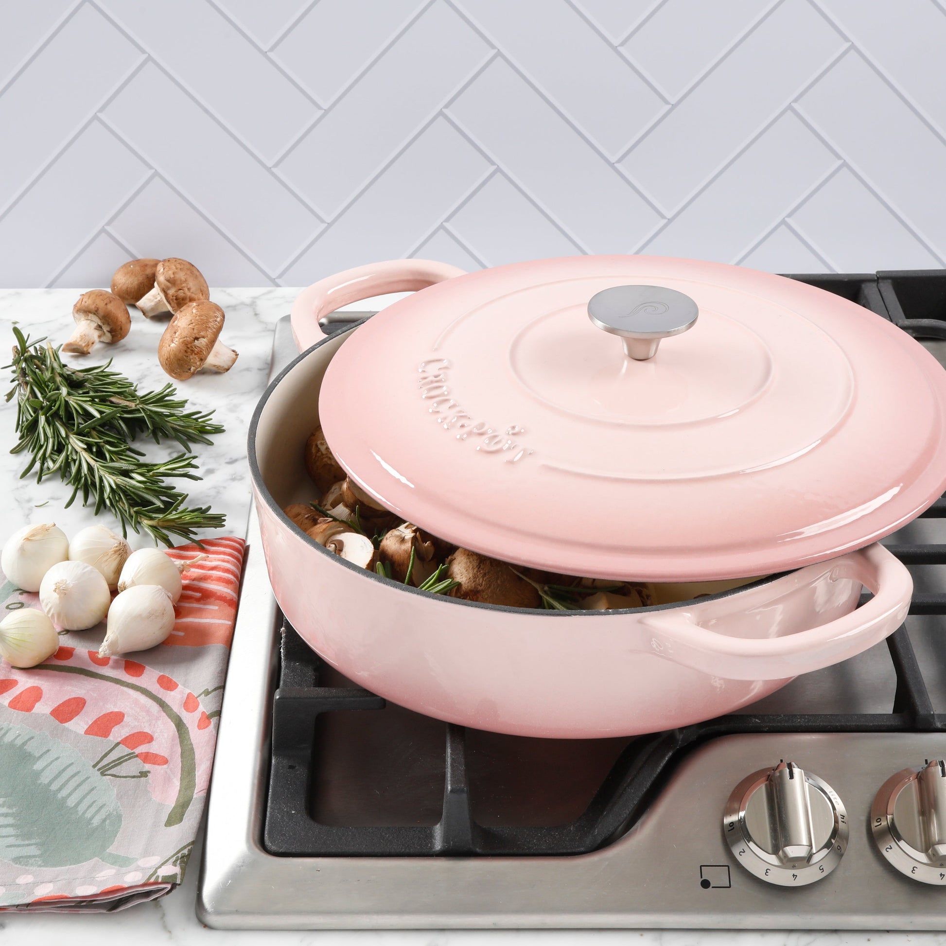 Crock Pot Artisan 5-Quart Enameled Cast Iron Braiser