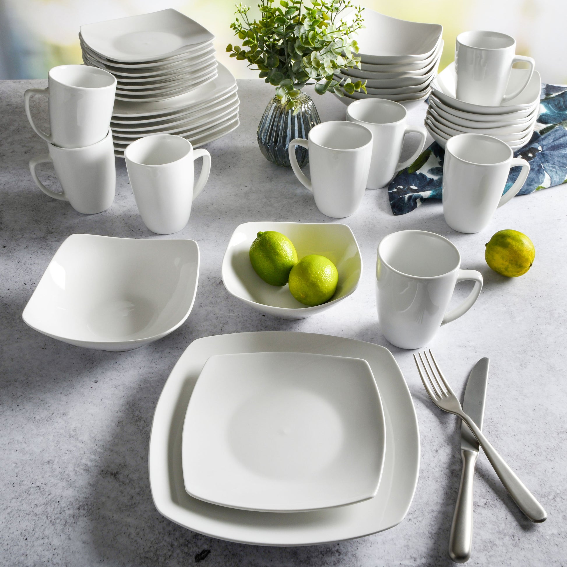 Gibson Home Everyday Square 40-Piece Fine Ceramic Expanded Dinnerware Set
