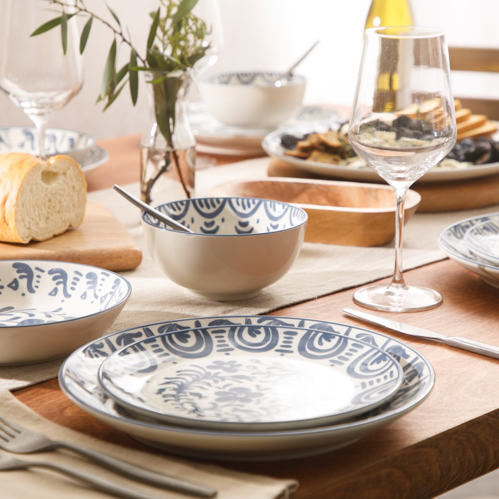 Bloomhouse - 2-Time Oprah’s Favorite Things - Valencia Flor 16 Piece Dinnerware Set, Artisanal Decorated Stoneware Plates & Bowls, Service for 4, Microwave & Dishwasher Safe, Iris Blue