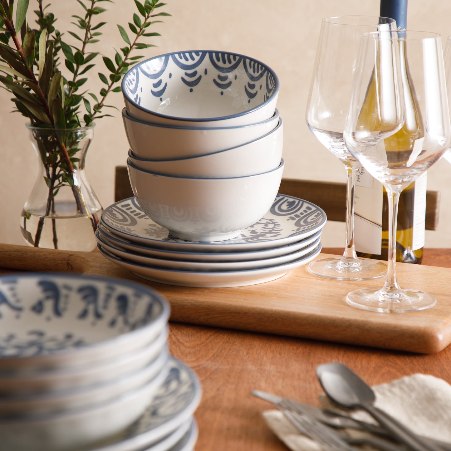 Bloomhouse - 2-Time Oprah’s Favorite Things - Valencia Flor 16 Piece Dinnerware Set, Artisanal Decorated Stoneware Plates & Bowls, Service for 4, Microwave & Dishwasher Safe, Iris Blue