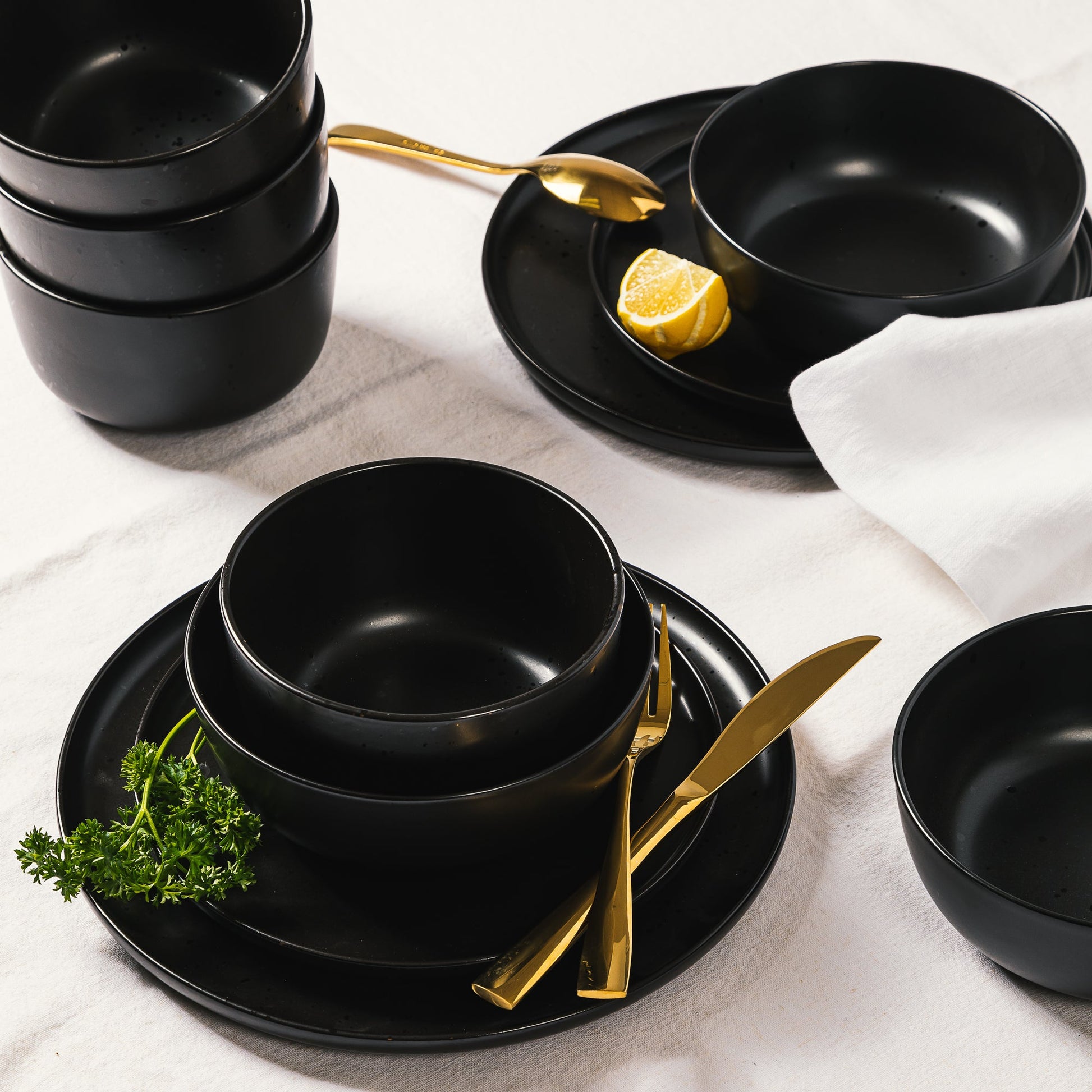 Gibson Elite James Street 16-Piece Reactive Stoneware Double Bowl Dinnerware Set