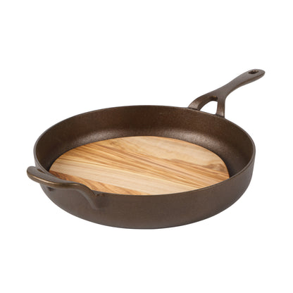 Bloomhouse Natural Bronze Finish Cast Iron Skillet with Long Handle, Helper Handle & Olive Wood Trivet – Olive Oil Treated Fry Pan, Oven & Stovetop Safe