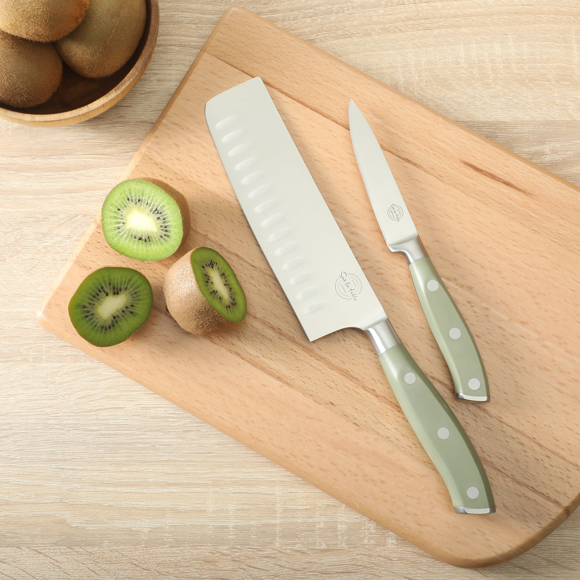 Sur La Table Tasting Kitchen 5-Piece Cutlery Set With Triple Riveted Handle on Beechwood Magnetic Block