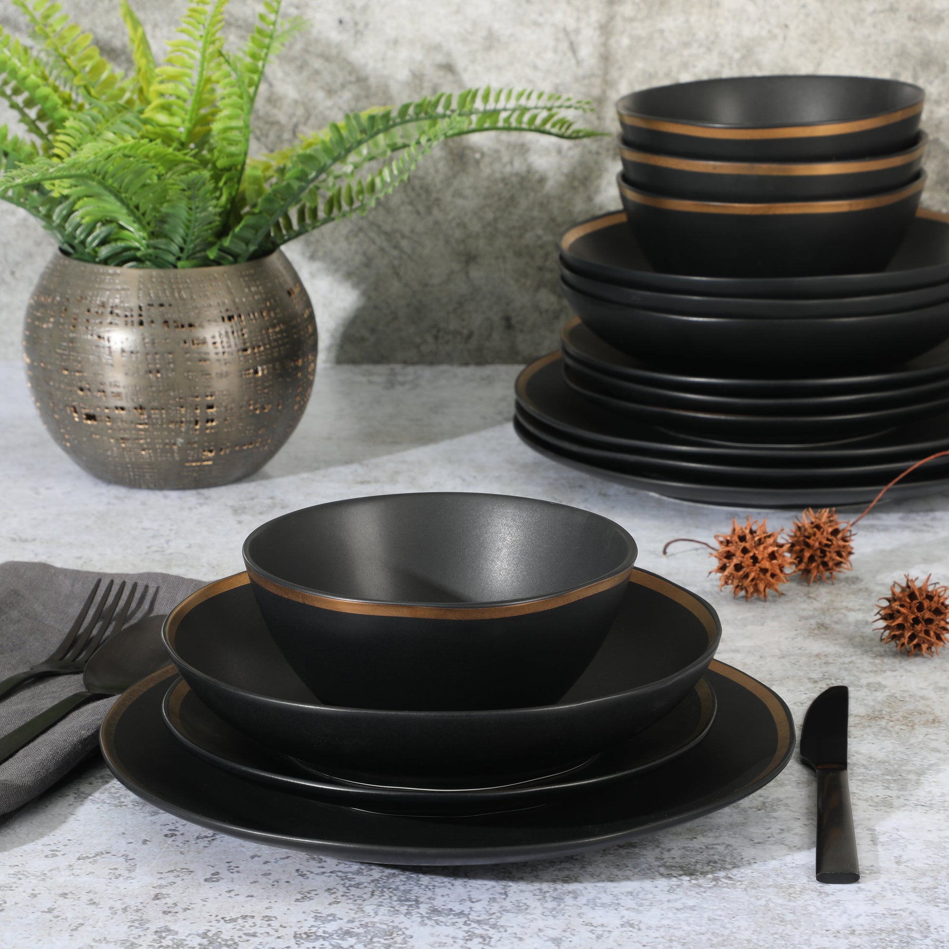 Gibson Elite Kings Road Double Plates and Bowl Organic Round Porcelain Dinnerware Set