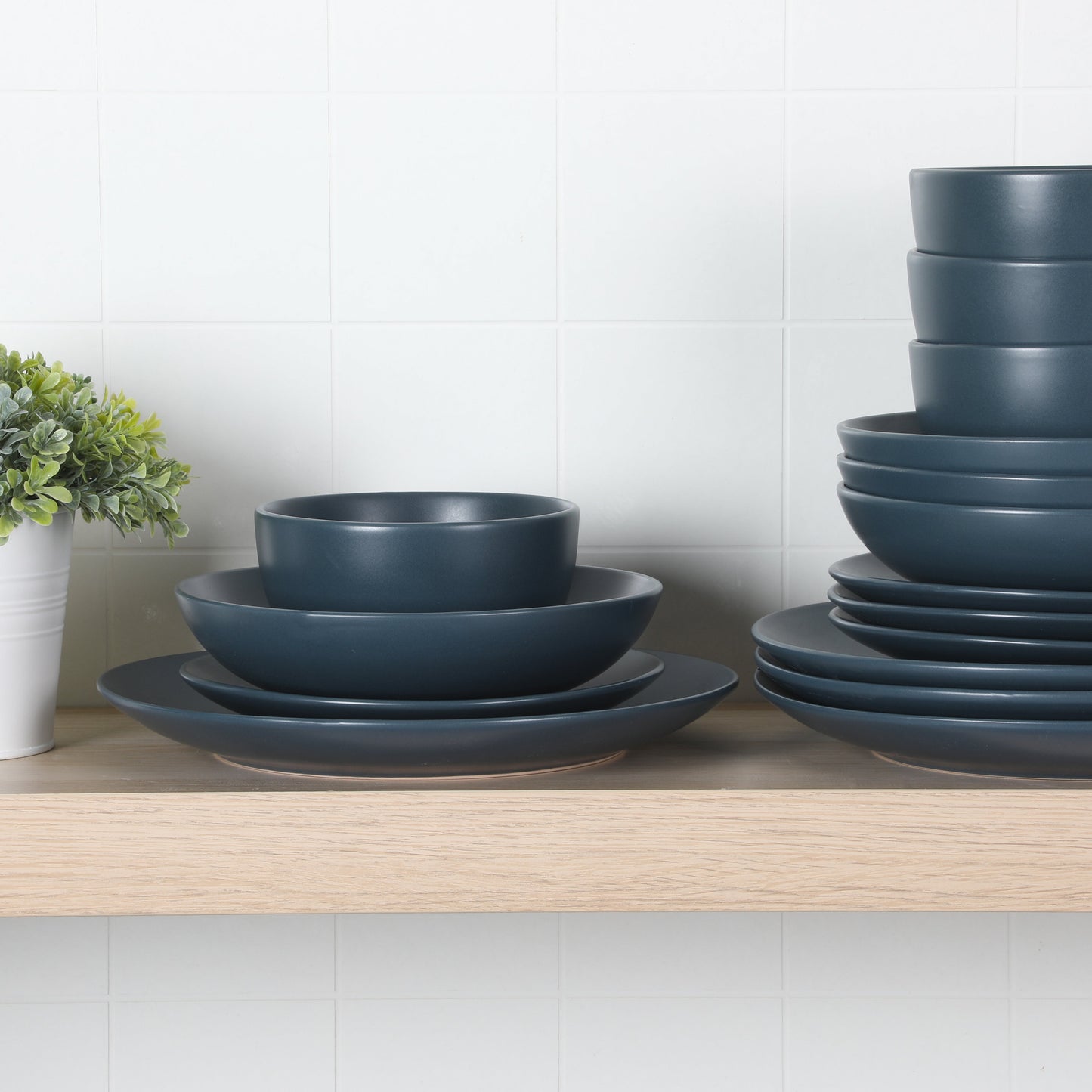 Gibson Home Queenslane 16 Piece Double Bowl Plates and Bowls Dinnerware Set