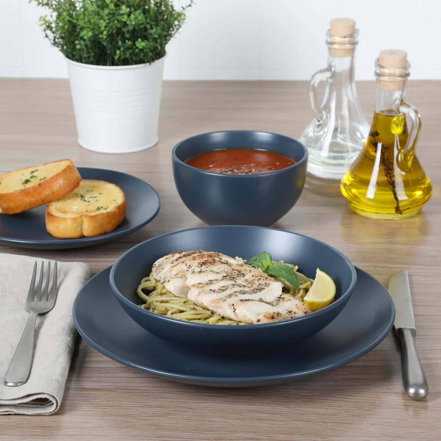 Gibson Home Queenslane 16 Piece Double Bowl Plates and Bowls Dinnerware Set