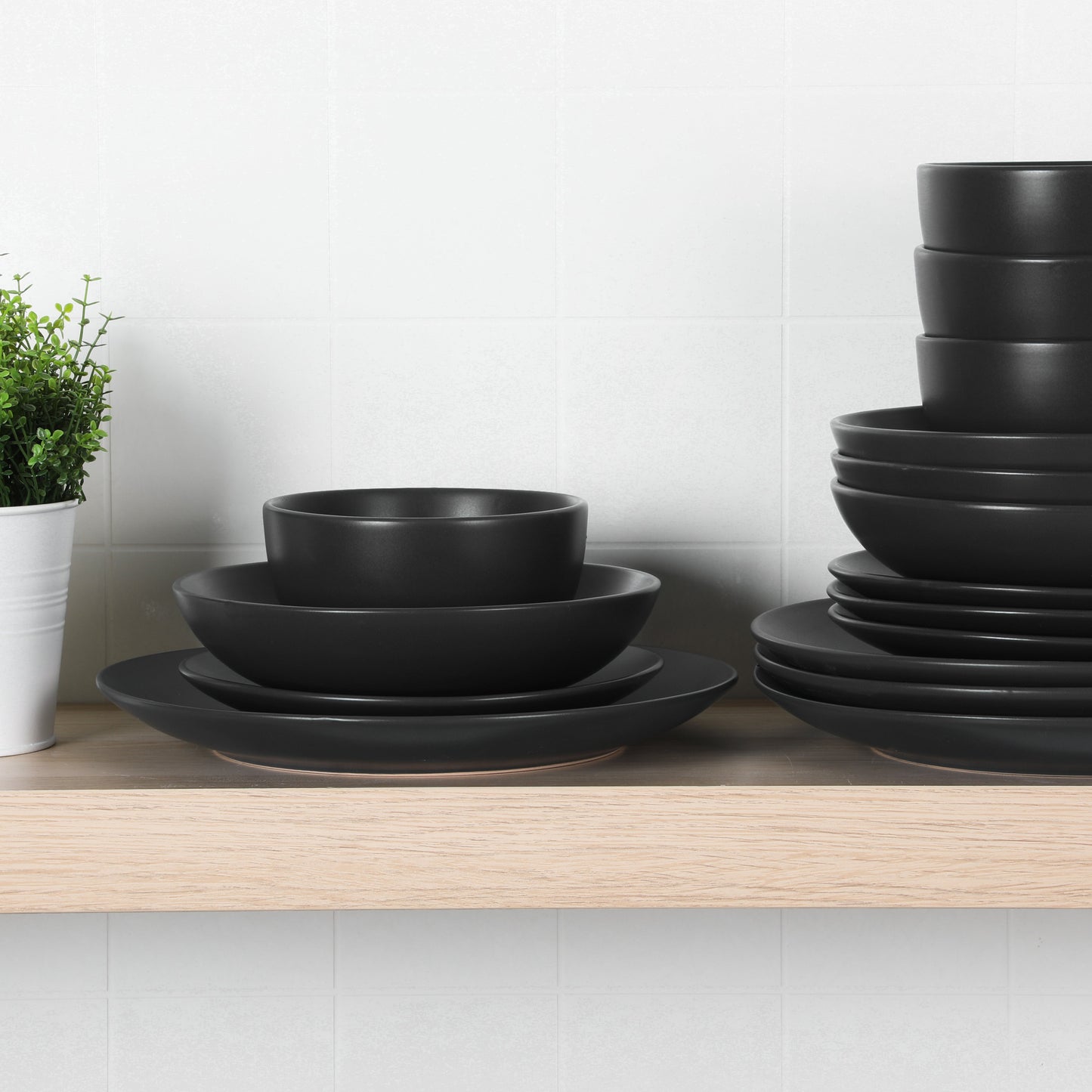 Gibson Home Queenslane 16 Piece Double Bowl Plates and Bowls Dinnerware Set