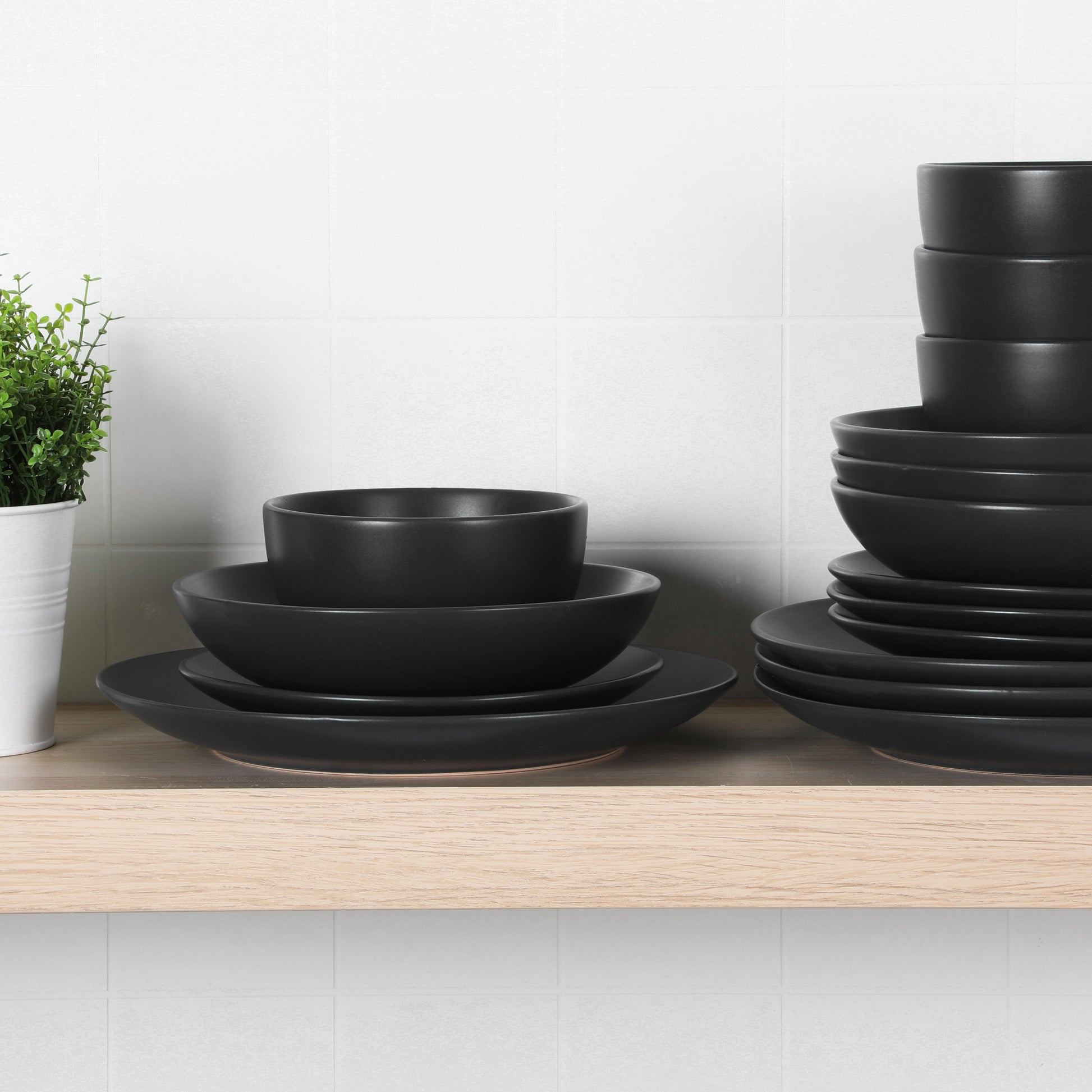 Gibson Home Queenslane 16 Piece Double Bowl Plates and Bowls Dinnerware Set