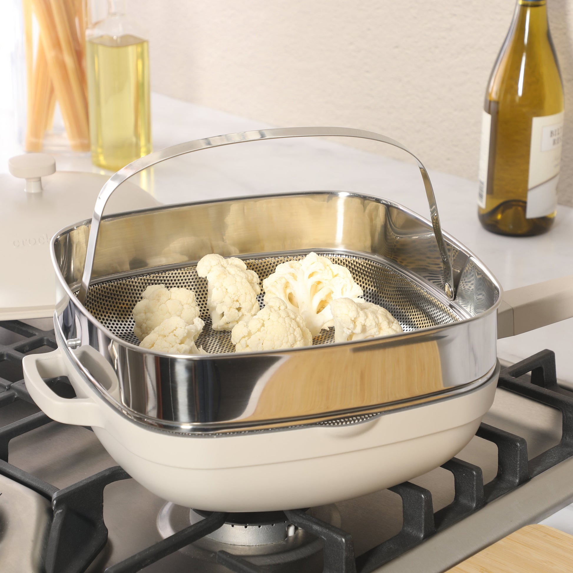 Crock Pot Northvale 5.3 Quart Ceramic Nonstick Sauté Pan with Steamer Basket & Lid, Cast Aluminum Pan with Induction Base and Soft-Touch Handle