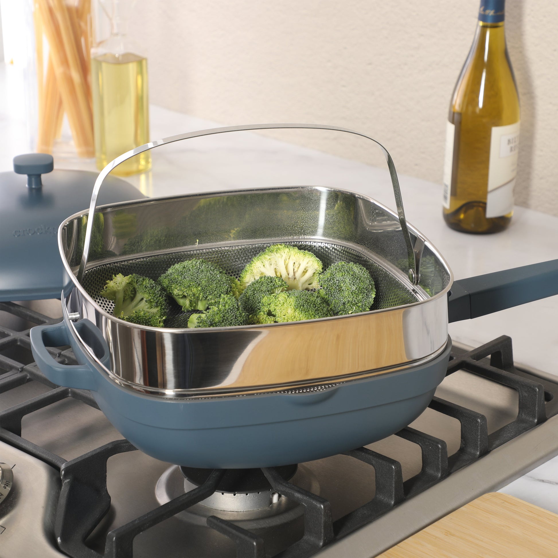 Crock Pot Northvale 5.3 Quart Ceramic Nonstick Sauté Pan with Steamer Basket & Lid, Cast Aluminum Pan with Induction Base and Soft-Touch Handle