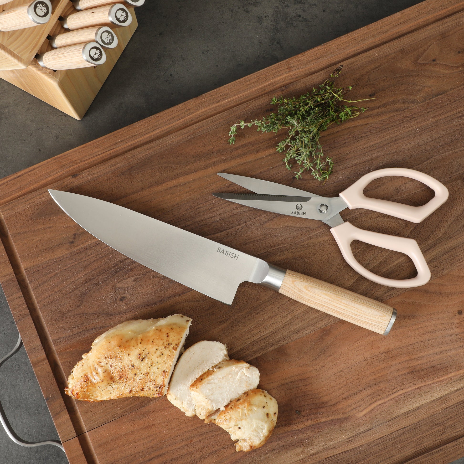 Babish High-Carbon 1.4116 German Steel 15 Piece Full Tang Forged Cutlery Kitchen Knife Block Set - Light/Dark Pakka Wood Handle