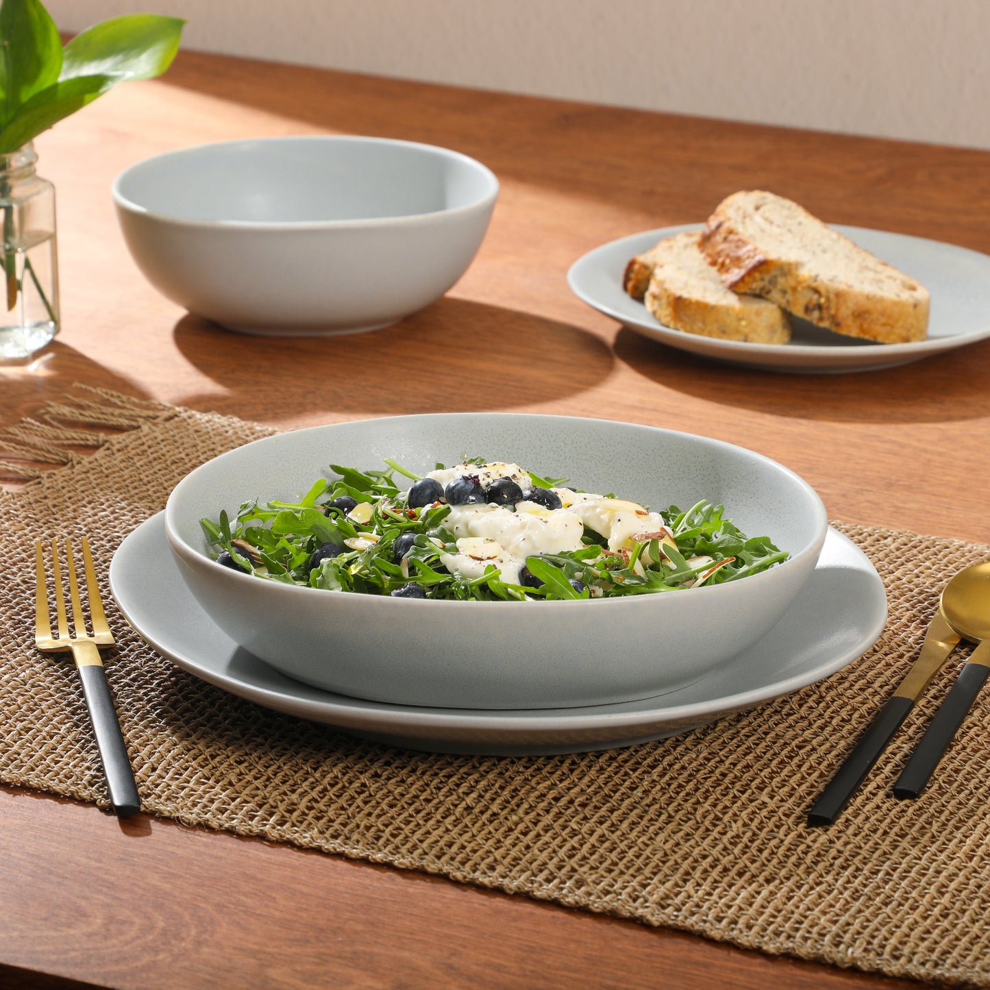 Gibson Elite Zion Mist 16 Piece Stoneware Reactive Glaze (Service for 4) Ceramic Plates and Bowls Modern Organic Dinnerware Set