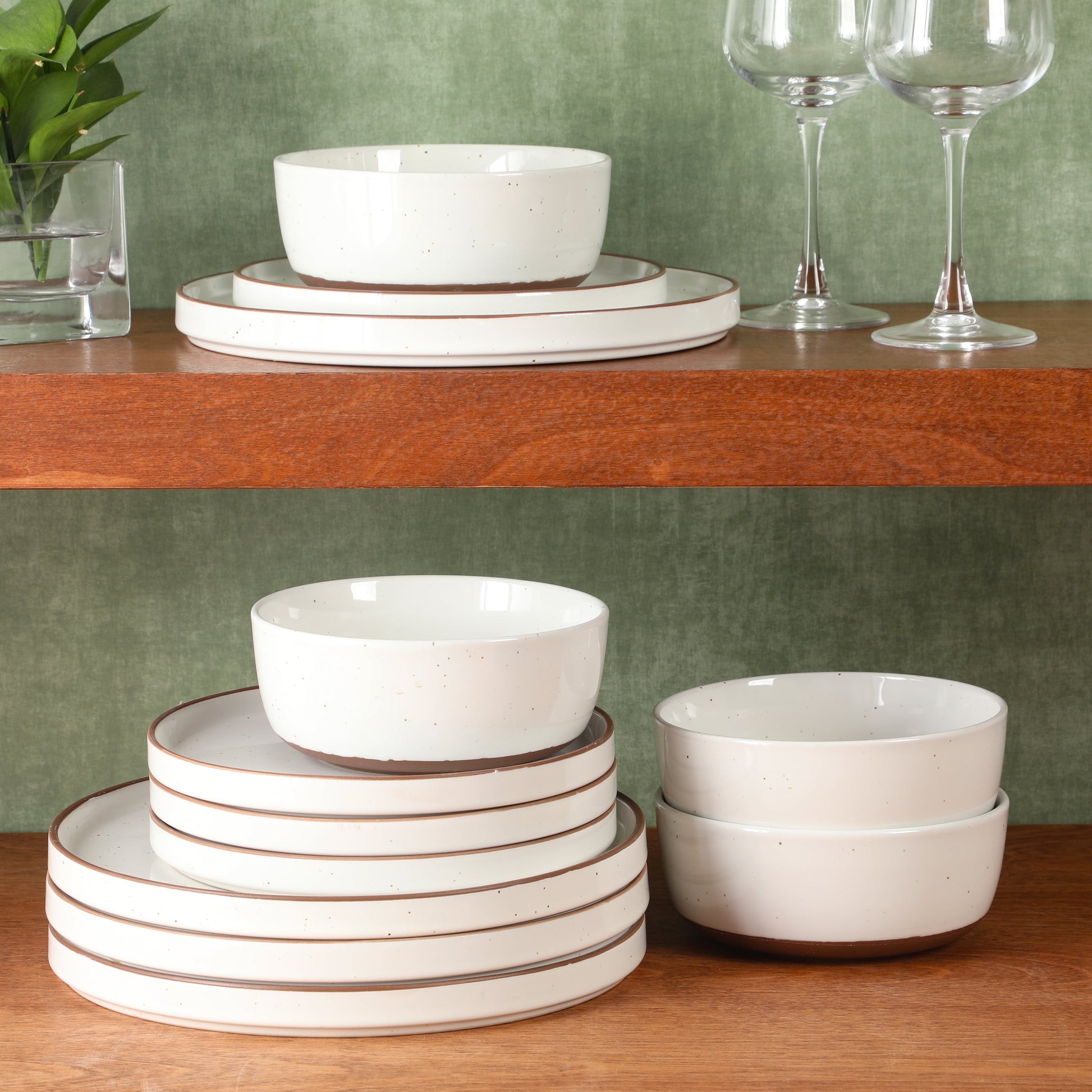 Gibson Elite Northrock Stoneware Dinnerware Set, 12-Piece Service for 4 Plates and Bowls Set – Dishes with Hand-Painted Terracotta Base