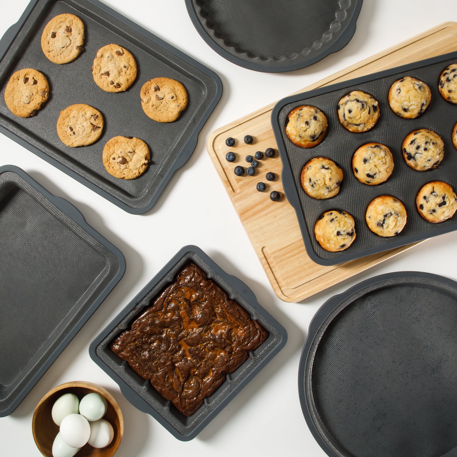 Calphalon Omni Exclusive Technology Fiber Glass Silicone Gel 6 Piece Ultra Air Flow Bakeware Set