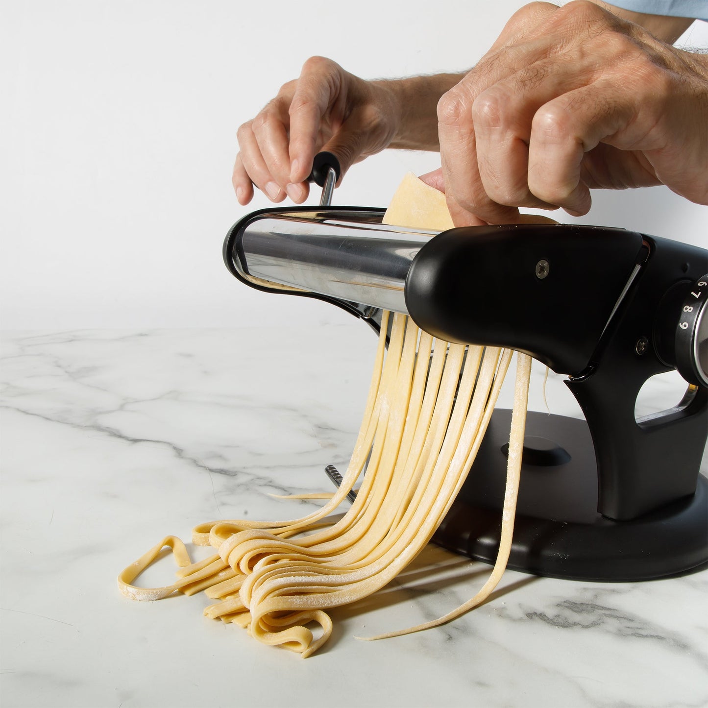 Calphalon Aero Heavy Duty Manual Pasta Maker Machine Noodle Maker w/ Rollers & Cutters - Spaghetti, Fettuccini, Lasagna or Dumpling Skin