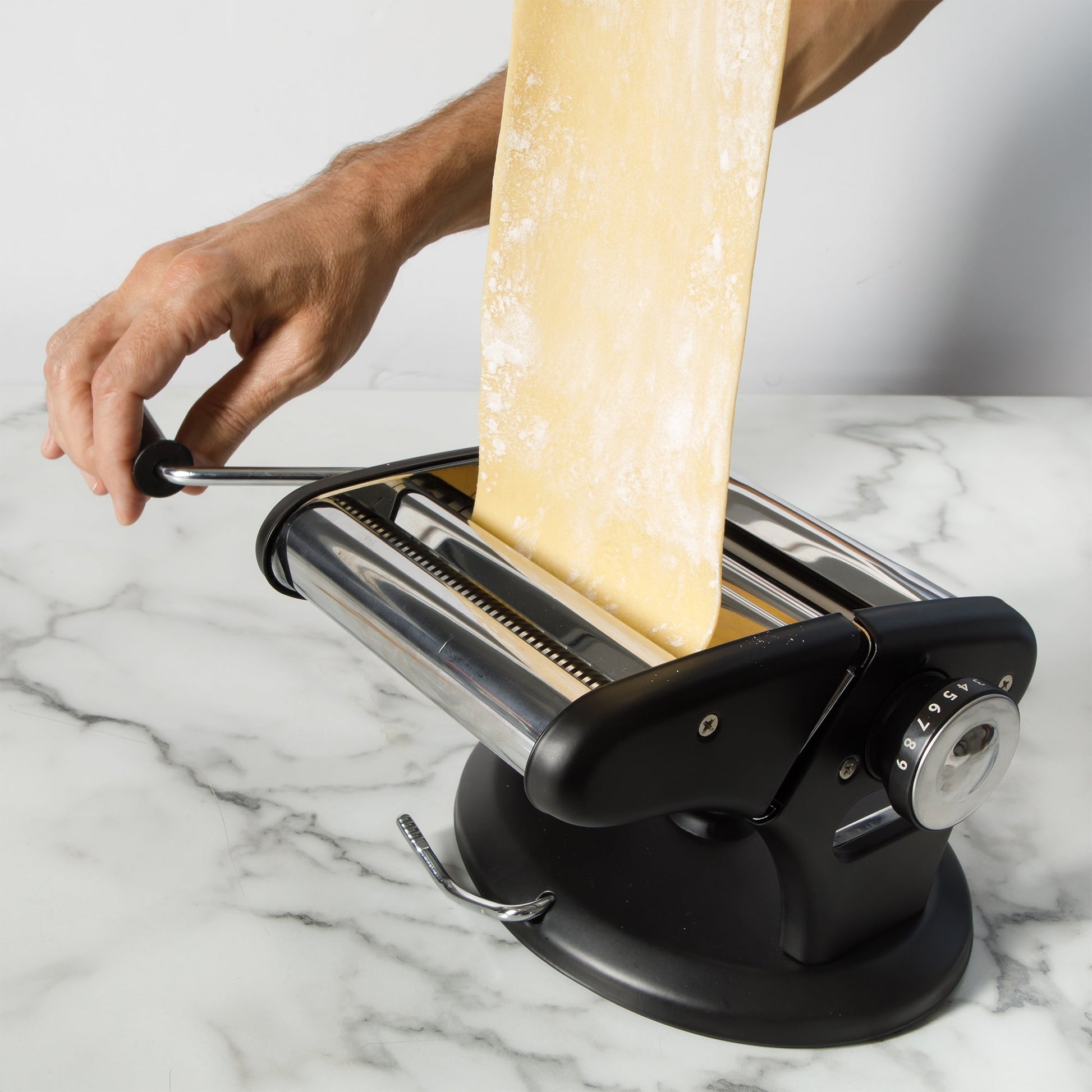 Calphalon Aero Heavy Duty Manual Pasta Maker Machine Noodle Maker w/ Rollers & Cutters - Spaghetti, Fettuccini, Lasagna or Dumpling Skin