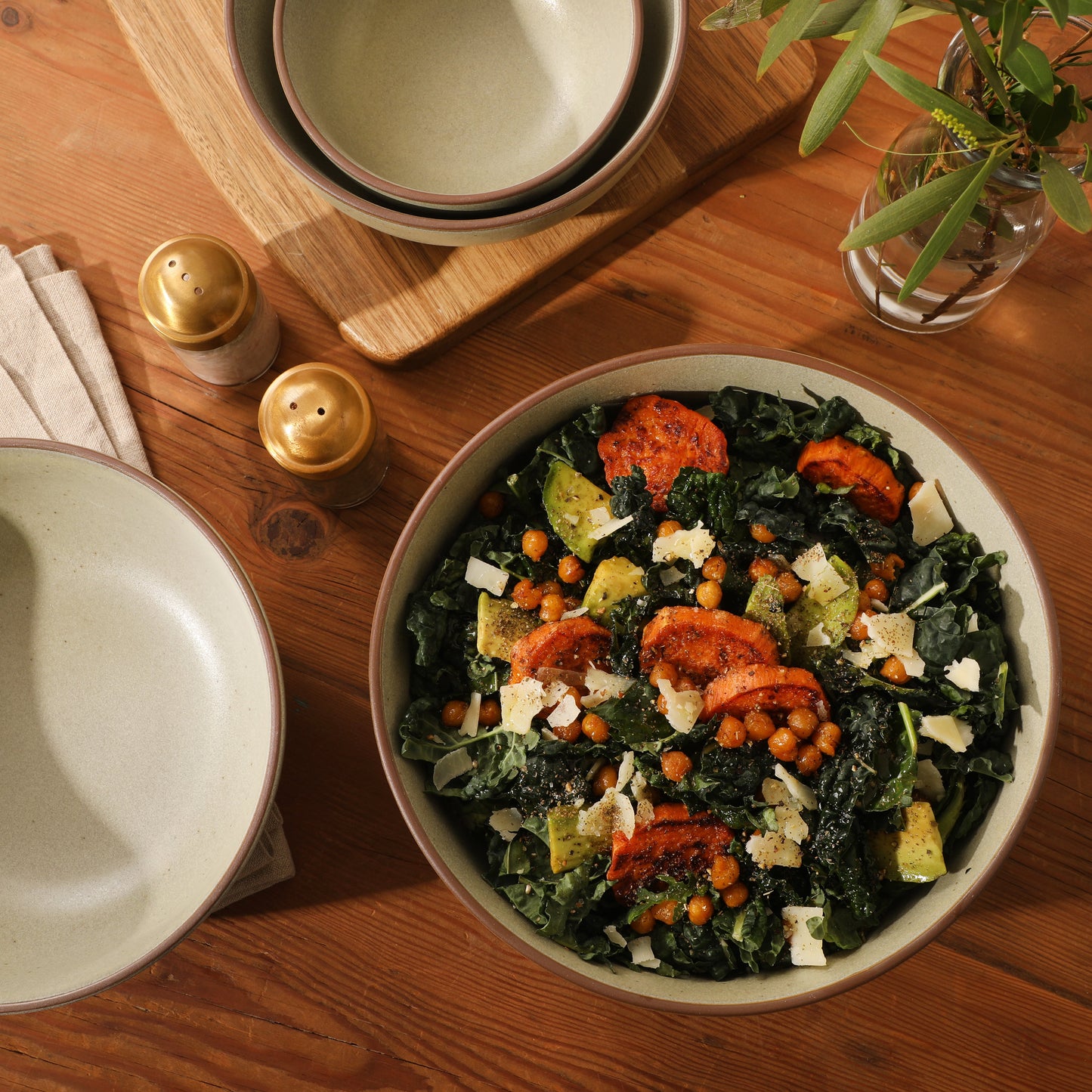 Gibson Elite William Crest 4 Piece Nesting Bowl Set, Round Stoneware Mixing Bowls, Reactive Glaze Finish, 5”, 6.25”, 7.5”, 9”, Prep & Serving Bowls, Microwave & Dishwasher Safe - Green