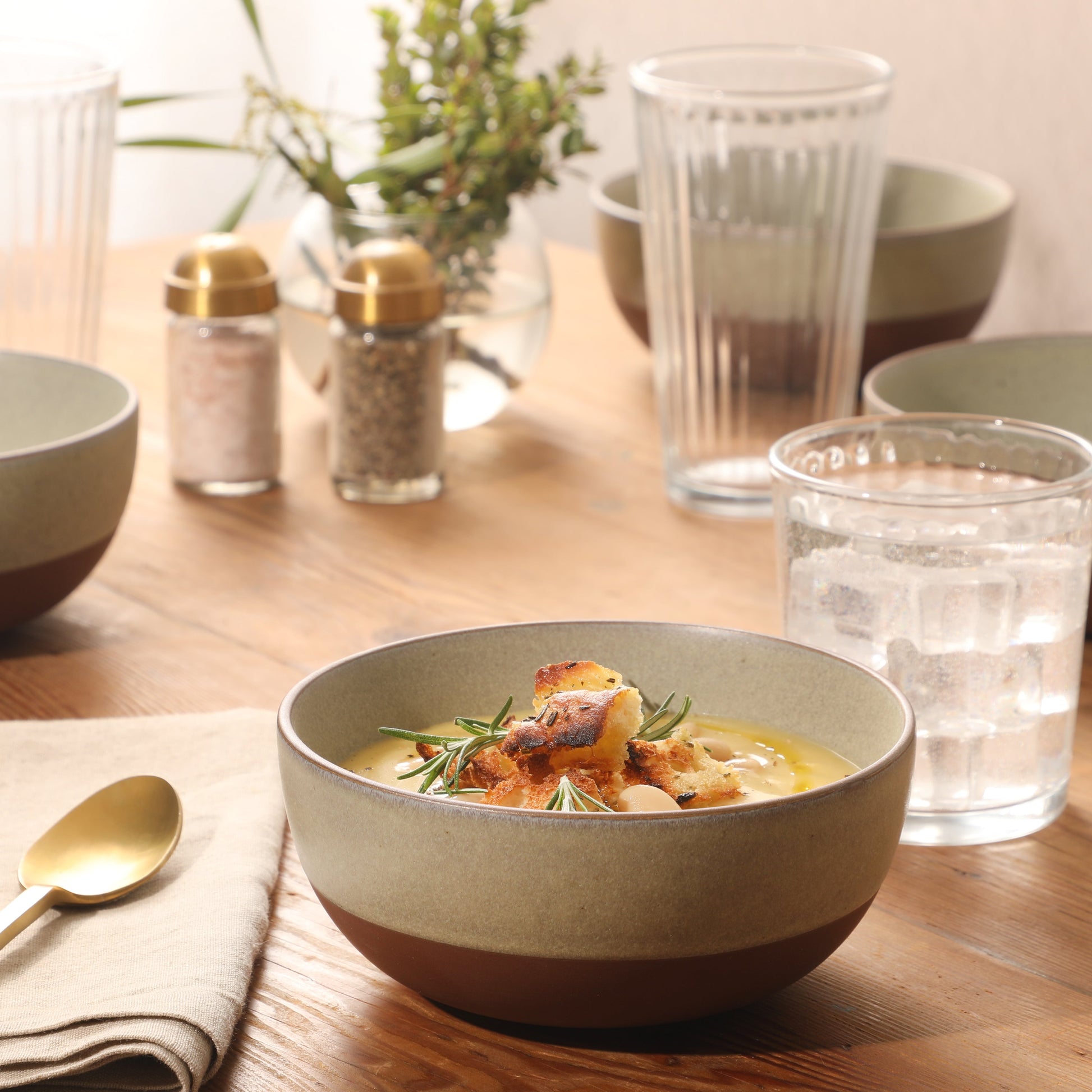 Gibson Elite William Crest 4 Piece Cereal Bowl Set, 6.25” Round Stoneware Bowls, Reactive Glaze Finish, Soup, Dessert & Snack Bowls, Microwave & Dishwasher Safe
