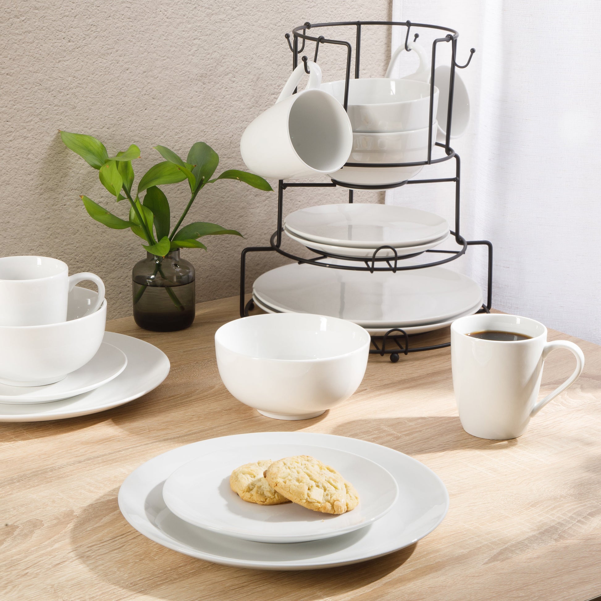 Gibson Home 17-Piece Porcelain Plates and Bowls Set W/Metal Rack - Plates, Bowls & Mugs Dinnerware Set for 4 - White
