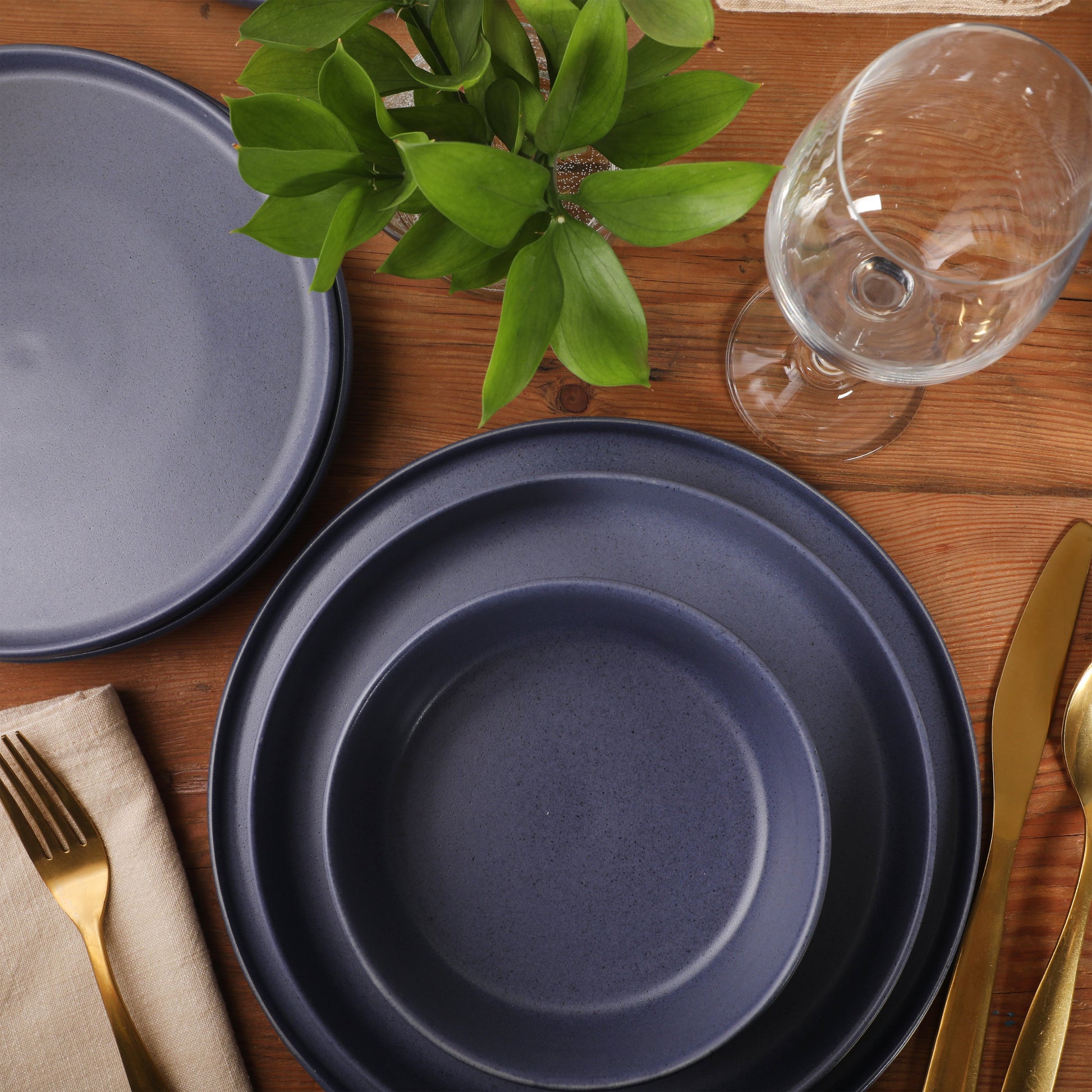 Gibson Elite Bayou Moon Plates and Bowls Sets, 16-Piece Matte Stoneware Dinnerware Sets, Solid Color Reactive Glaze Dish Set, Service for 4