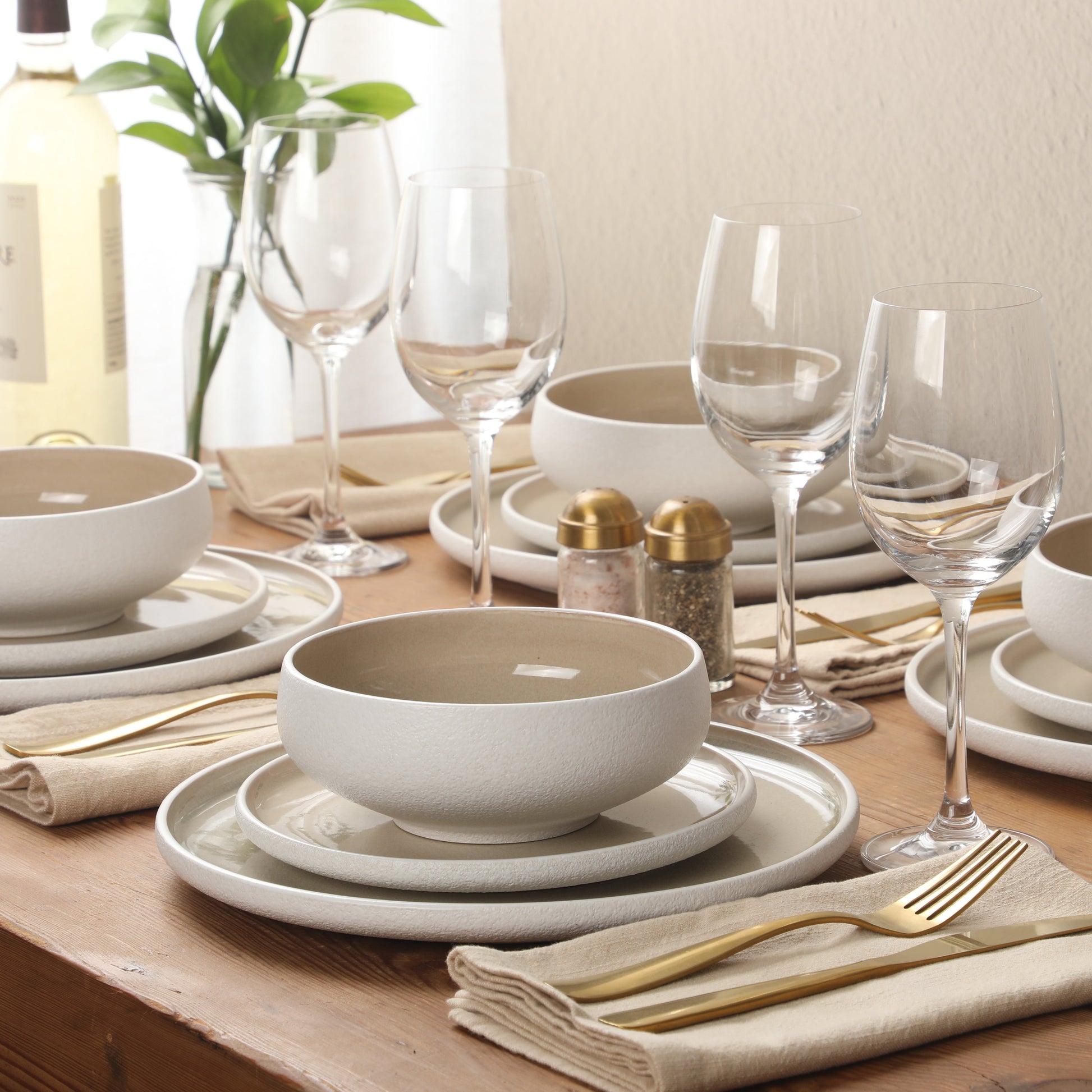 Gibson Elite Pacifco Beach Plates and Bowls Sets, 12-Piece Stoneware Dinnerware Sets, Reactive Glaze Dish Set, Service for 4