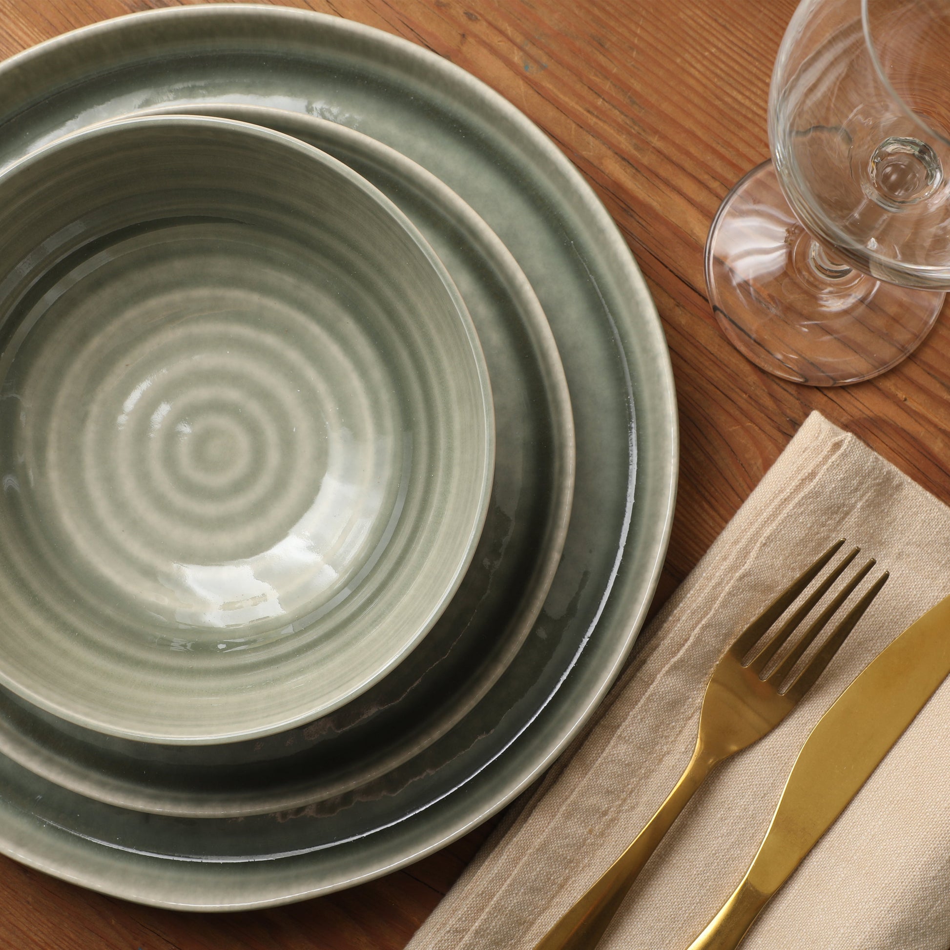Gibson Elite Eclipse Swirls Plates and Bowls Sets, 12-Piece Stoneware Dinnerware Sets, Reactive Glaze Dish Set