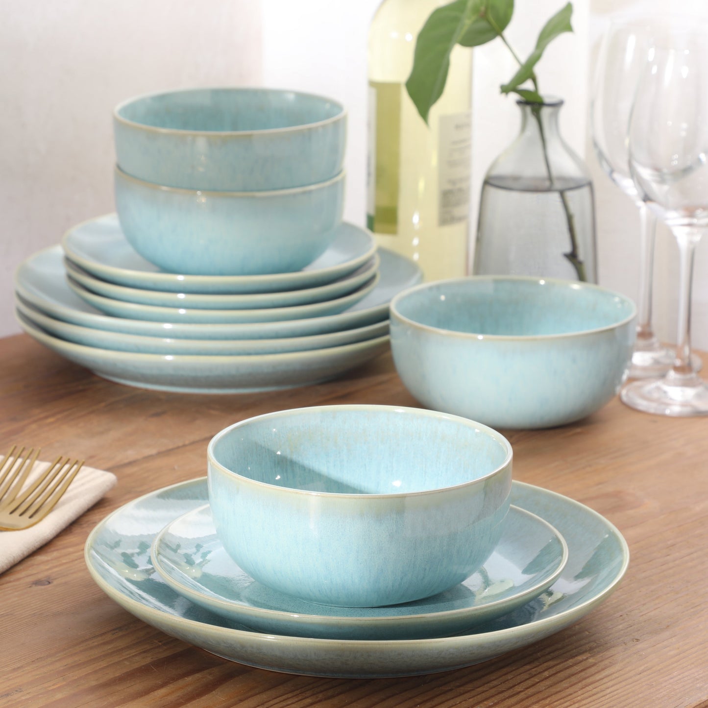 Gibson Elite Pine Coast Plates and Bowls Sets, 12-Piece Stoneware Dinnerware Sets, Reactive Glaze Dish Set