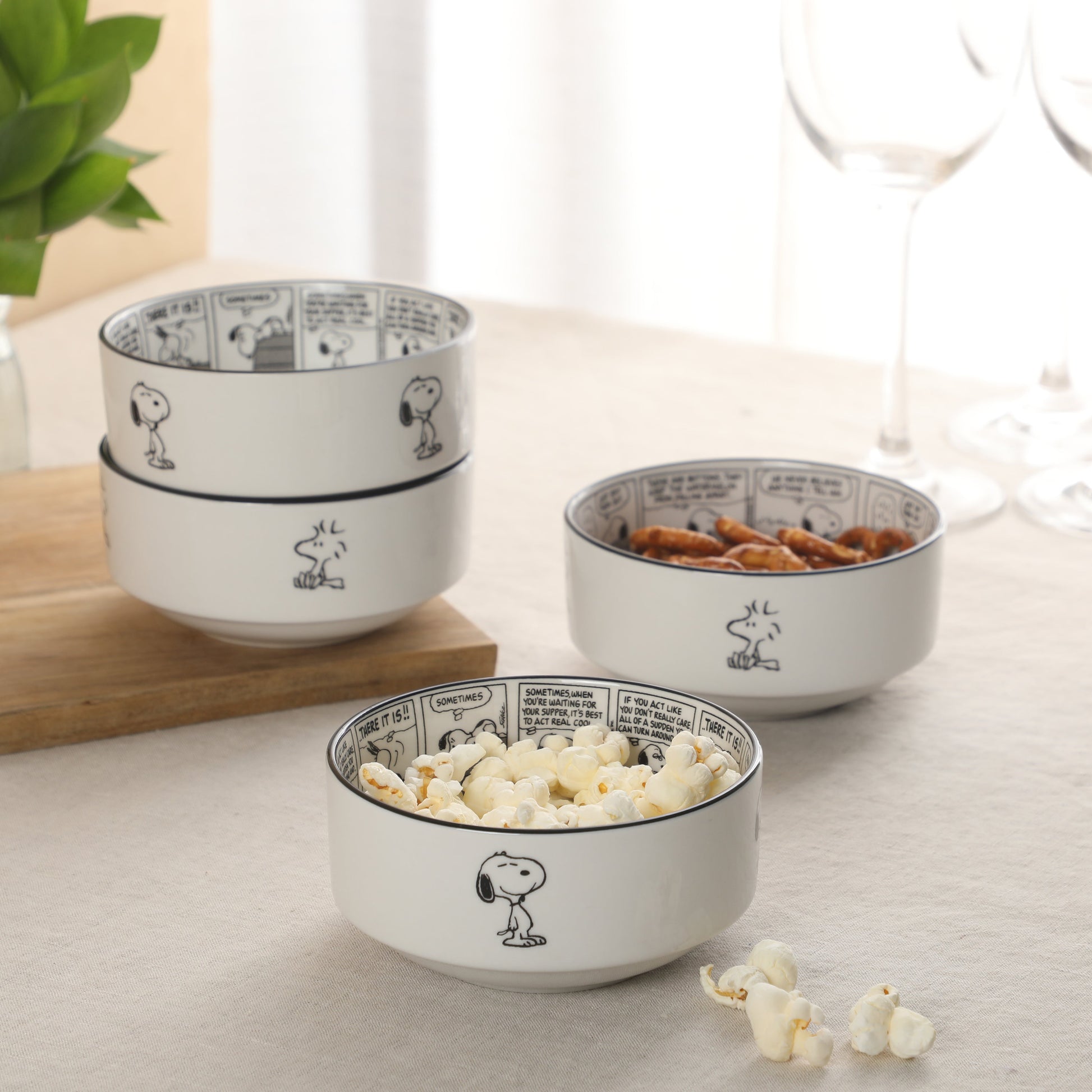Peanuts Snoopy Cereal Bowls, Set of 4, 4.5-Inch Porcelain Snack Bowls for Ice Cream and Dessert, Sunday Comic Strip Design with Snoopy and Woodstock