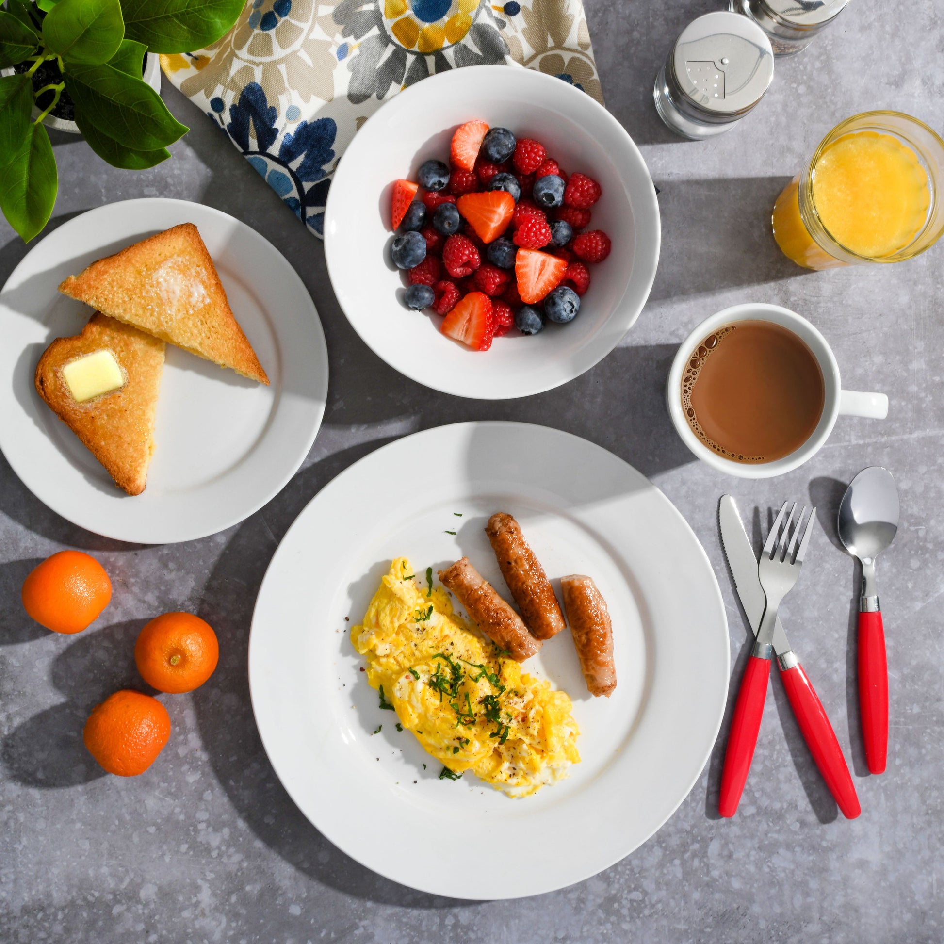 Gibson Home Regal White II 32-Piece Dinnerware Combo Set